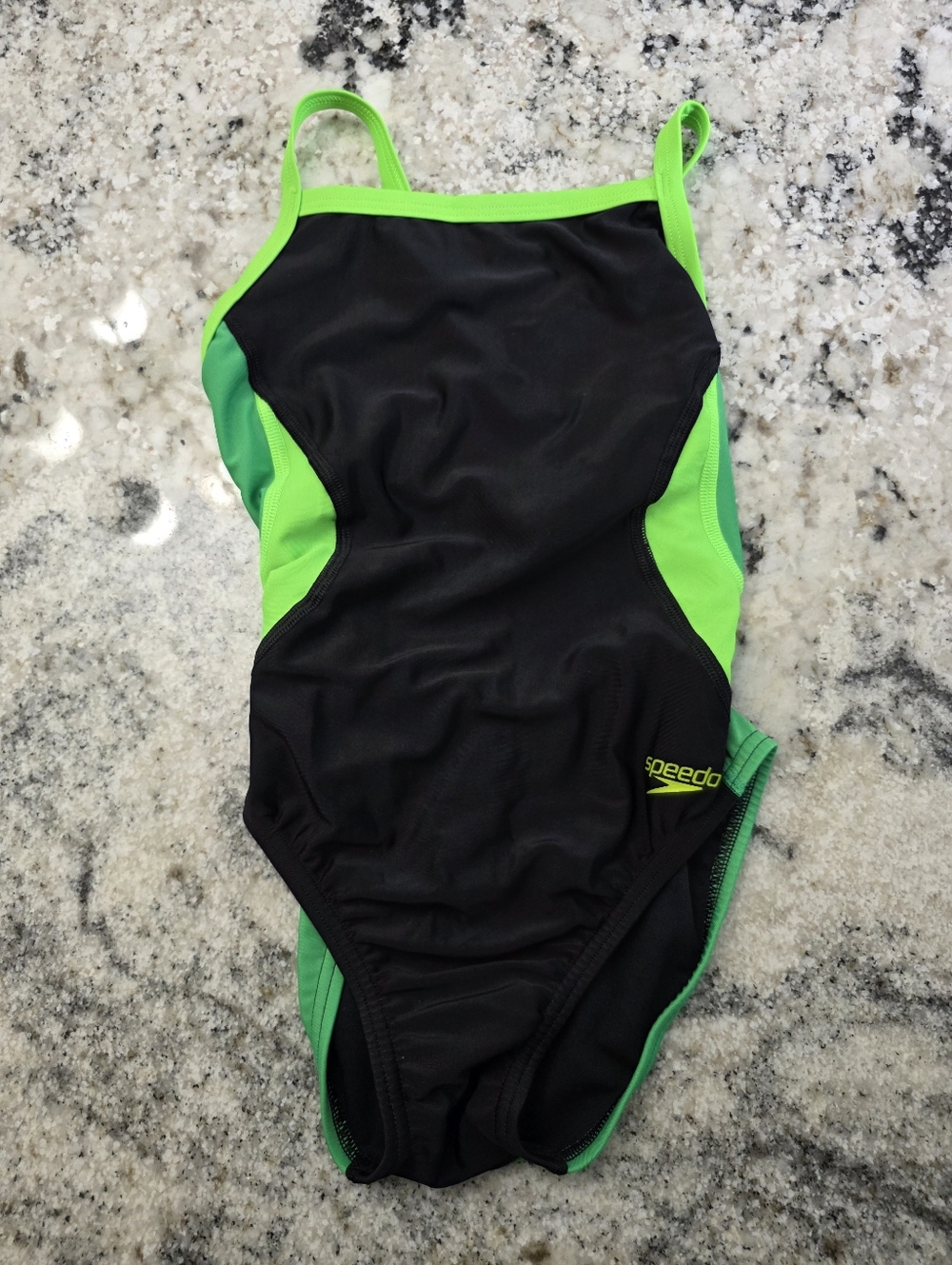 Speedo Women's Solid Flyback One Piece Green. NEW!
